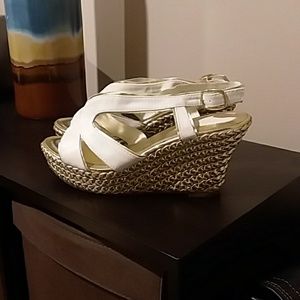 Platform sandals